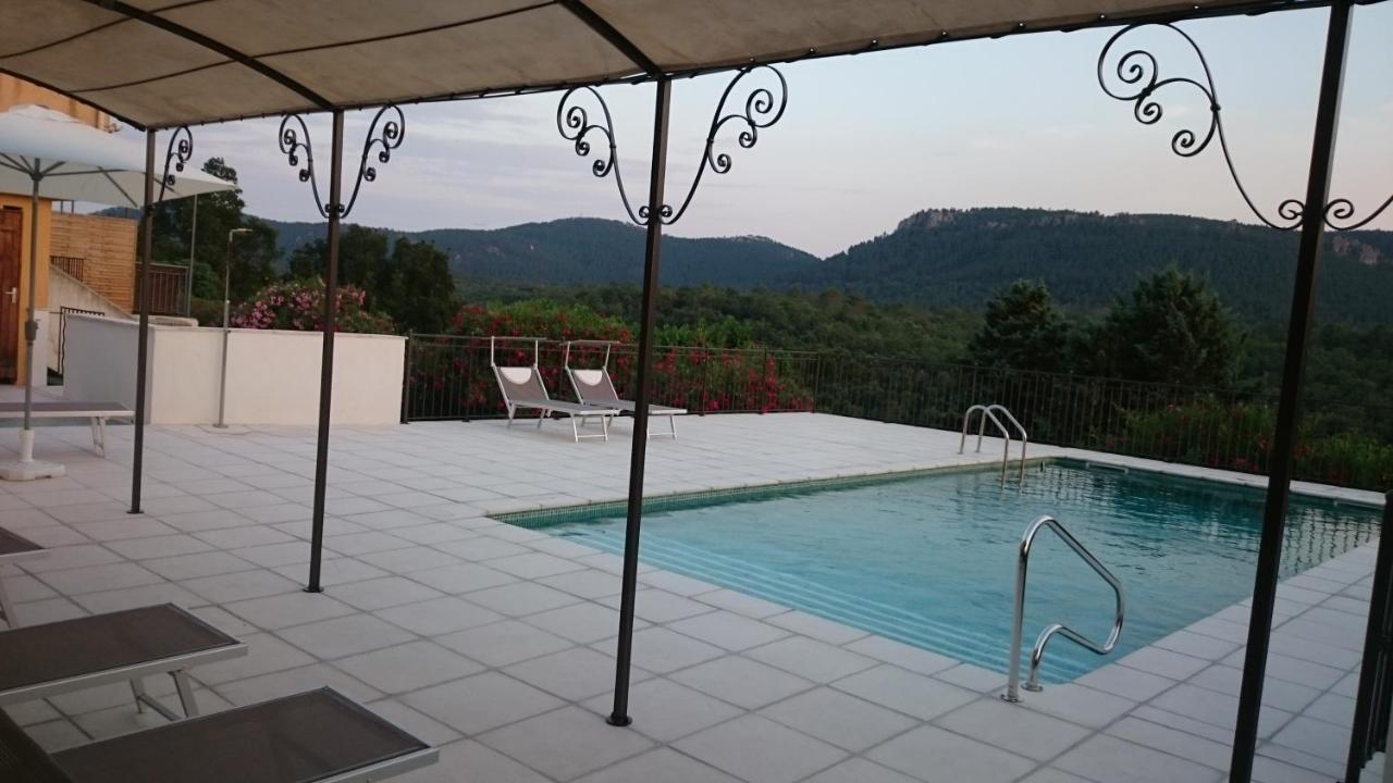 فندق Au Relais Provencal Bagnols-en-Forêt المظهر الخارجي الصورة