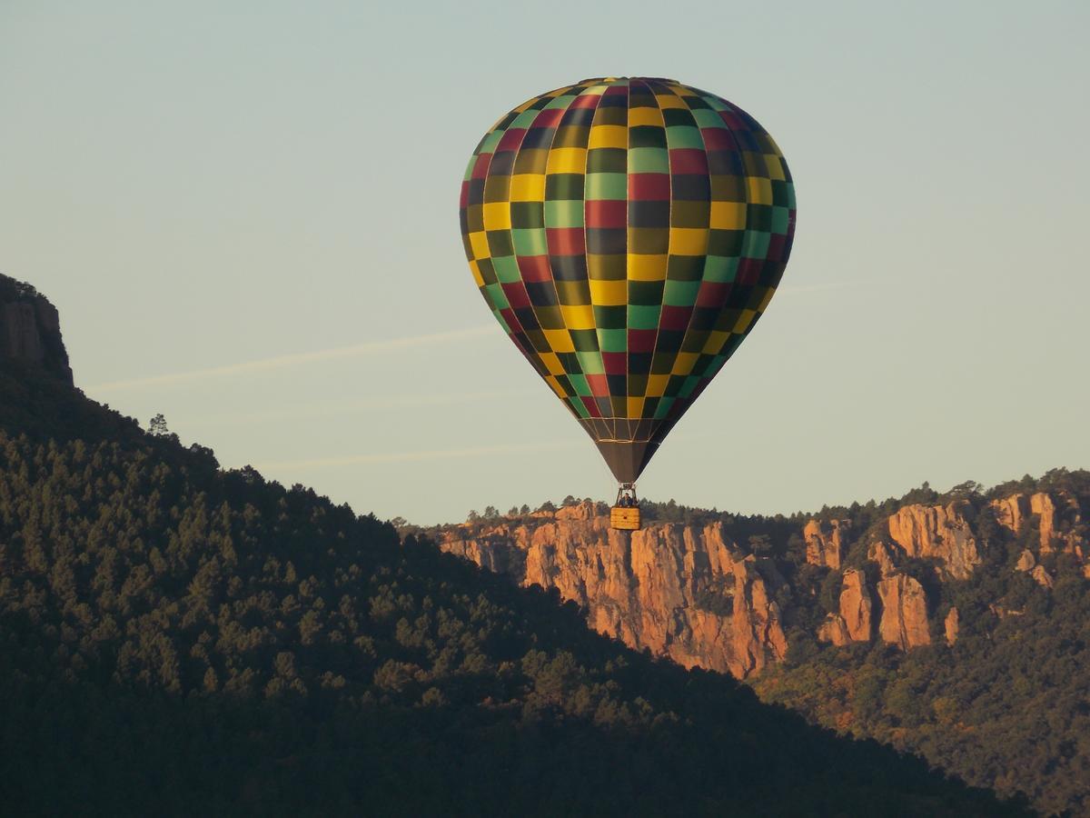 فندق Au Relais Provencal Bagnols-en-Forêt المظهر الخارجي الصورة