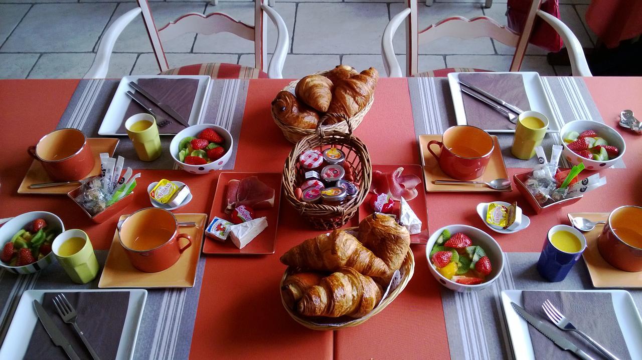 فندق Au Relais Provencal Bagnols-en-Forêt المظهر الخارجي الصورة