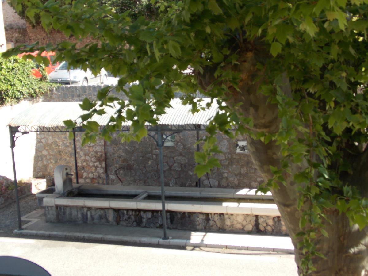 فندق Au Relais Provencal Bagnols-en-Forêt المظهر الخارجي الصورة