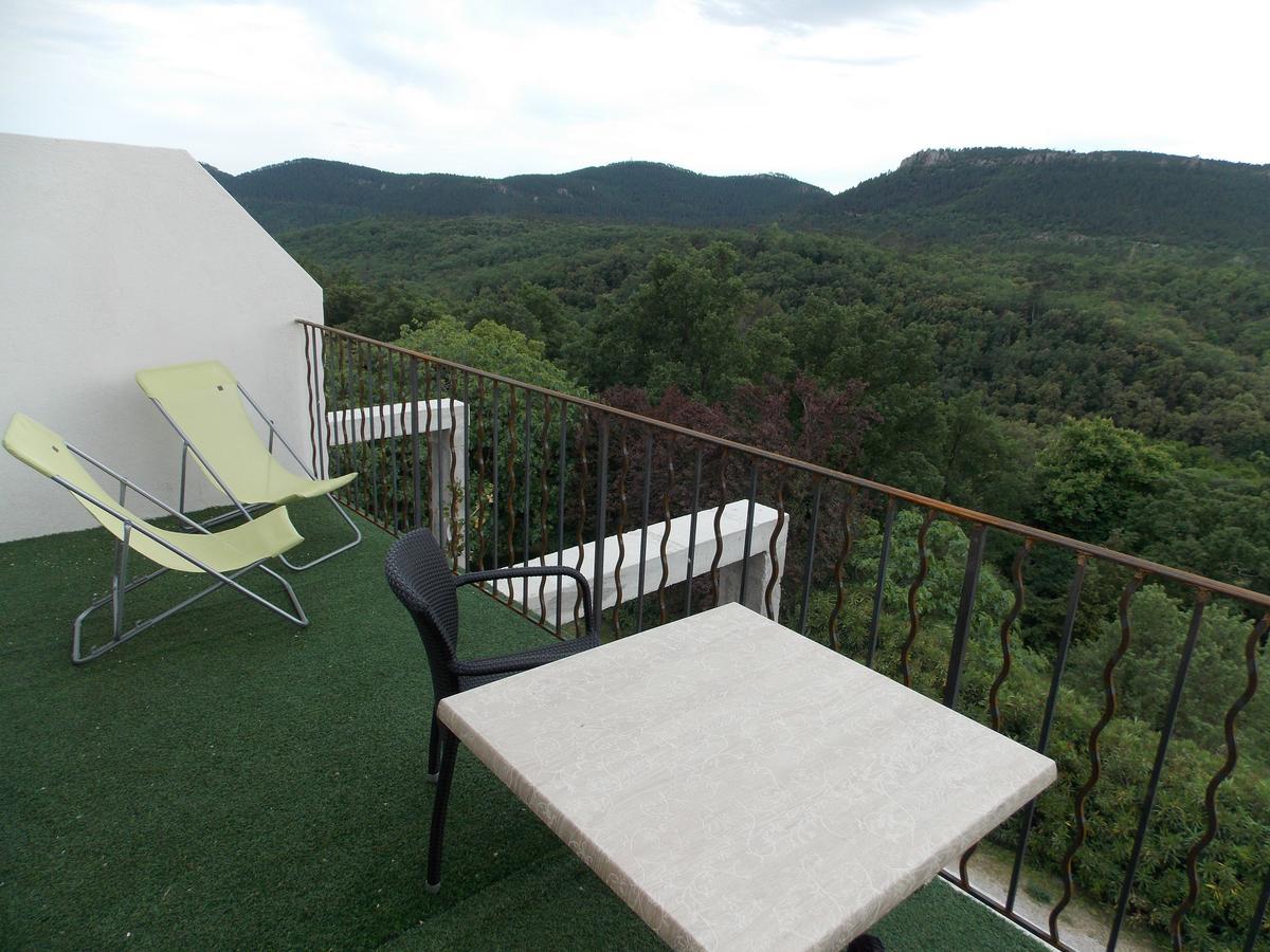 فندق Au Relais Provencal Bagnols-en-Forêt المظهر الخارجي الصورة