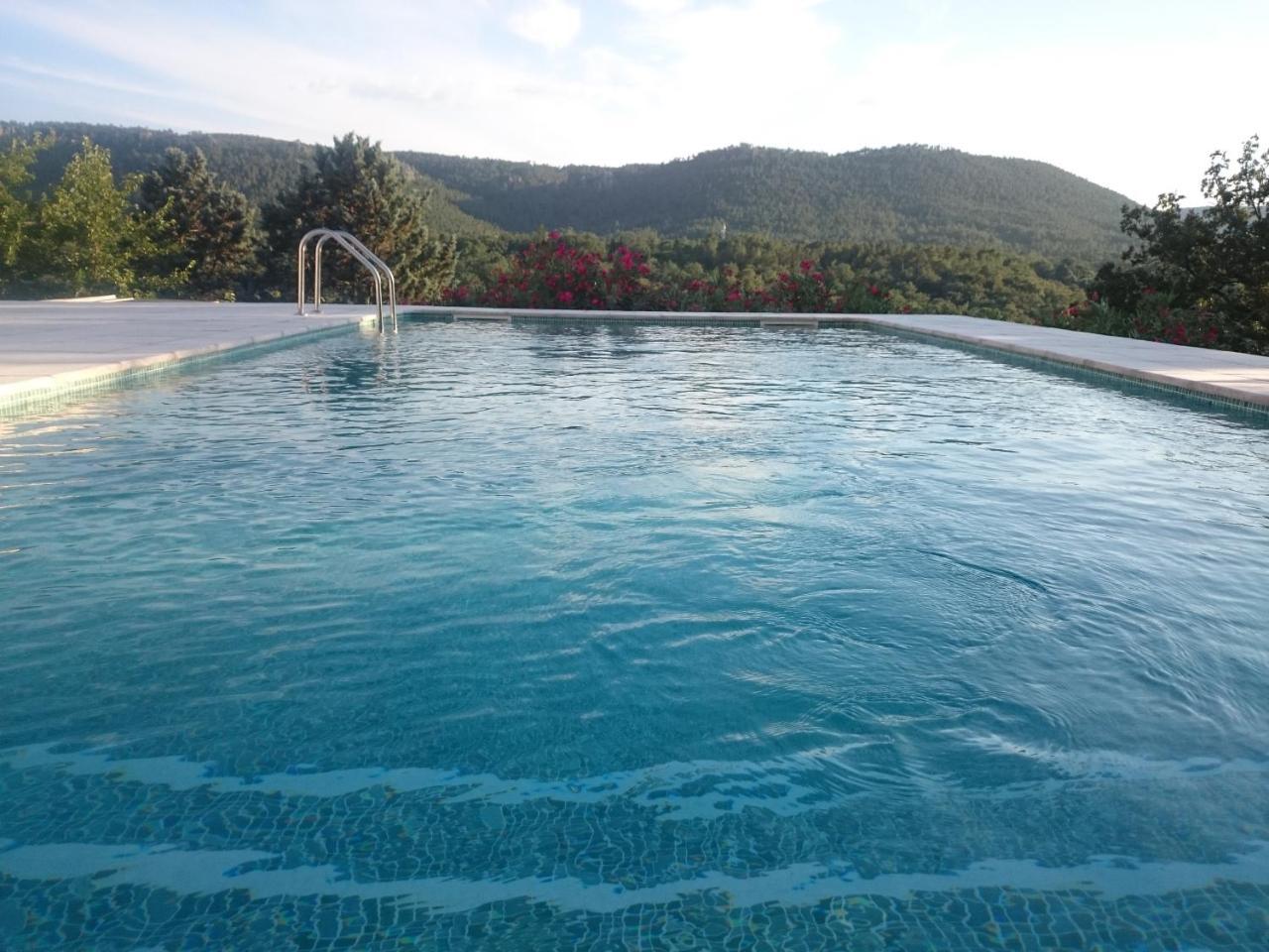فندق Au Relais Provencal Bagnols-en-Forêt المظهر الخارجي الصورة